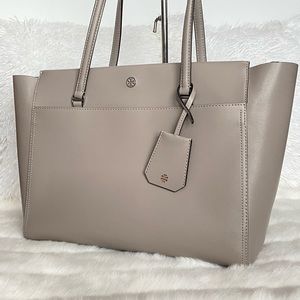 ✨Tory Burch Large Leather Tote
